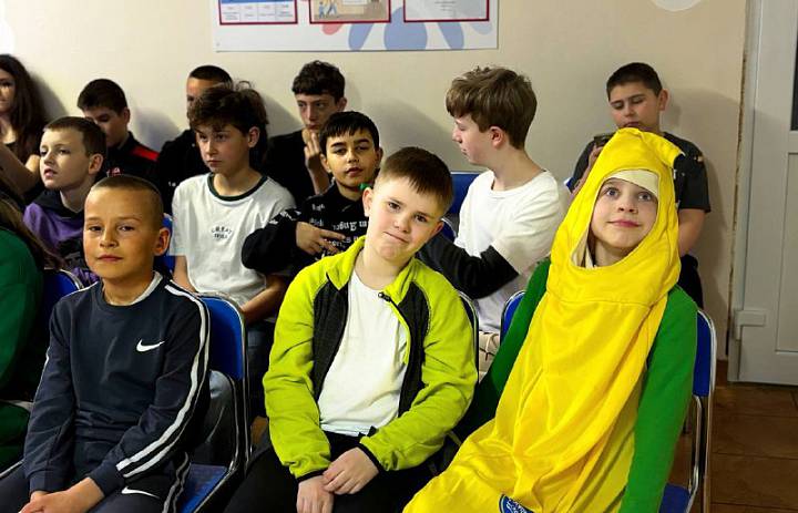 "Танцы хоров" на Весенней смене!