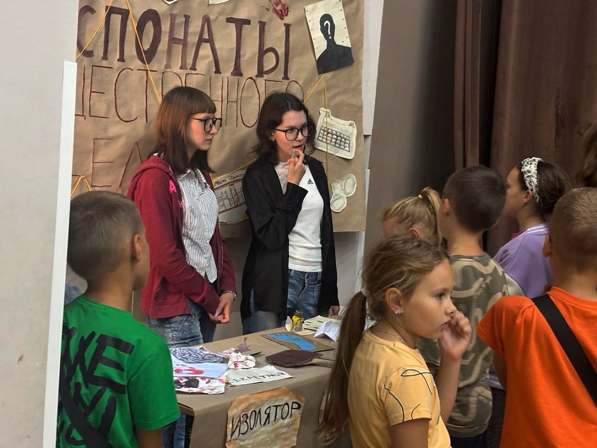 Стенд «Бюро событий» заговорил на языке эксклава в "Огоньке"!
